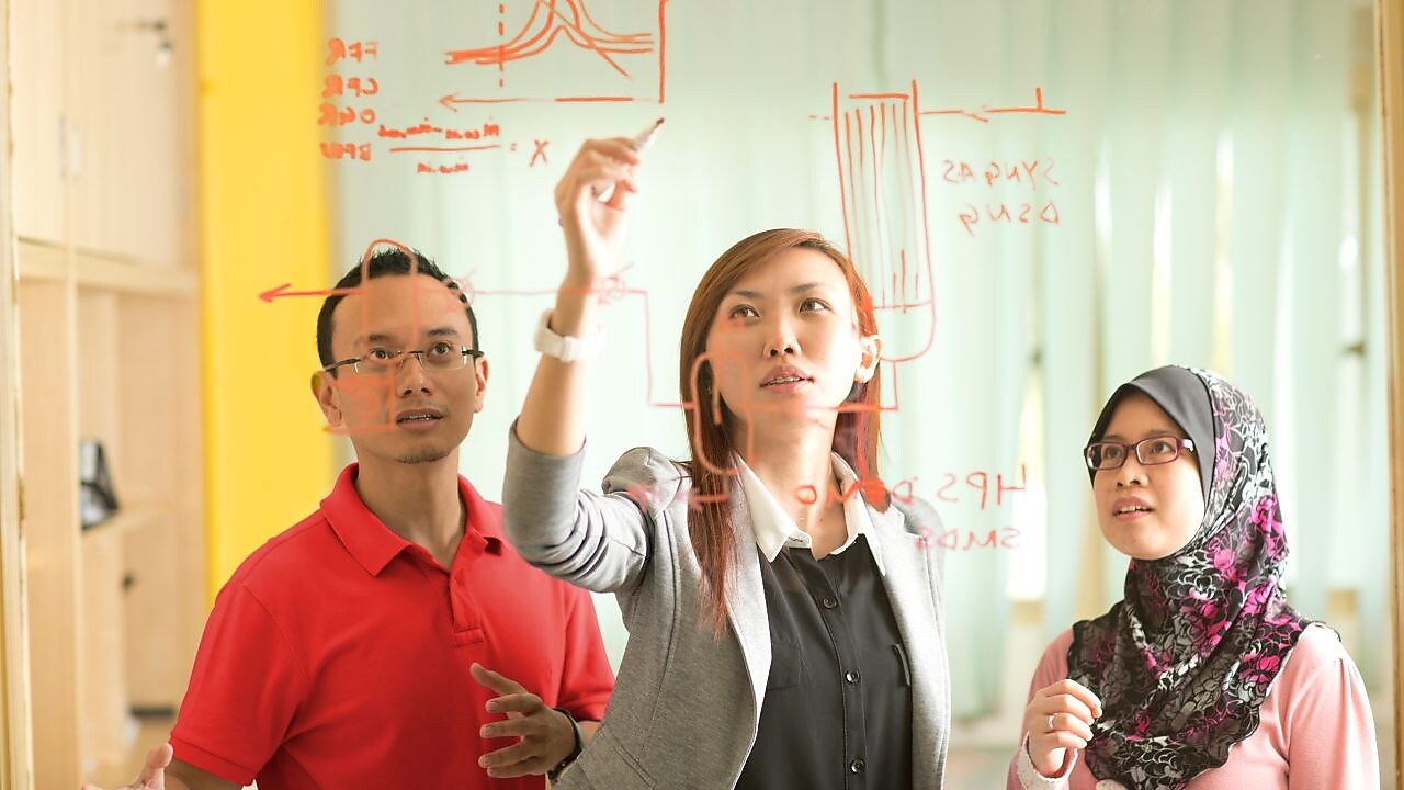 Sprawozdania roczne i publikacje