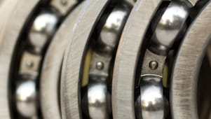 Zdjęcie ze zbliżeniem na łożyska