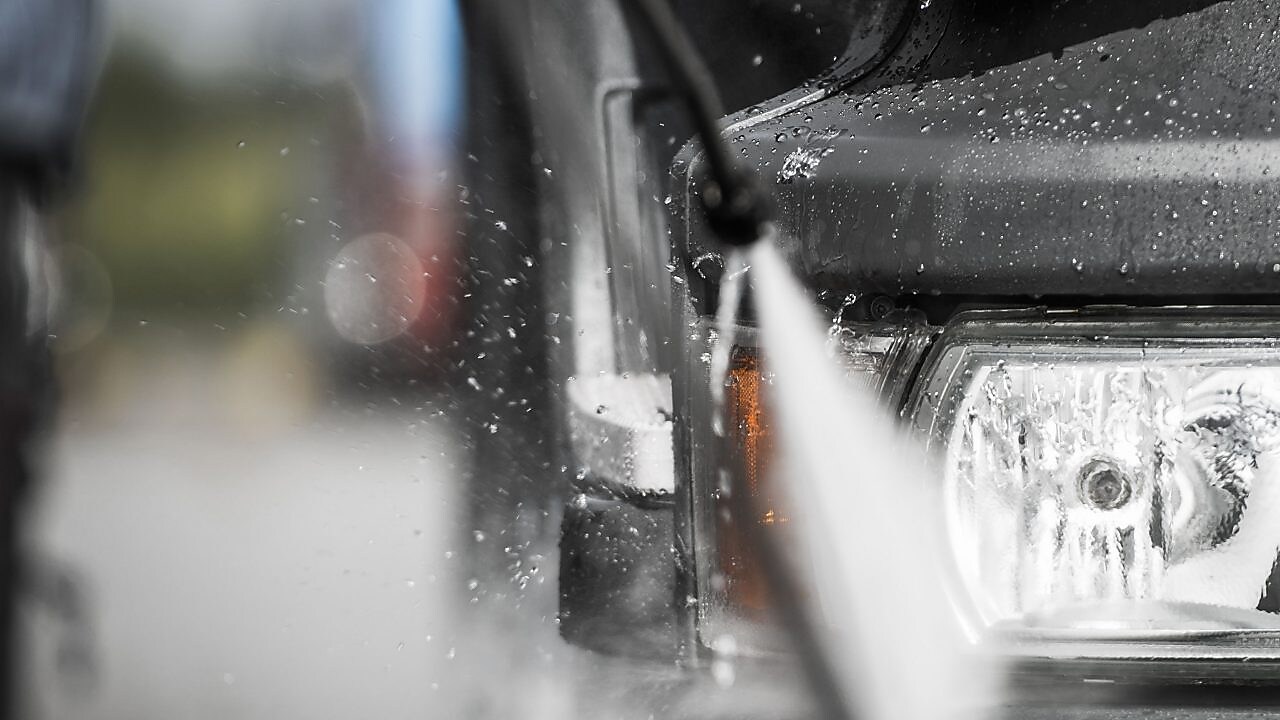 Korzystaj z łatwej rezerwacji i sieci usług, która wciąż się rozwija