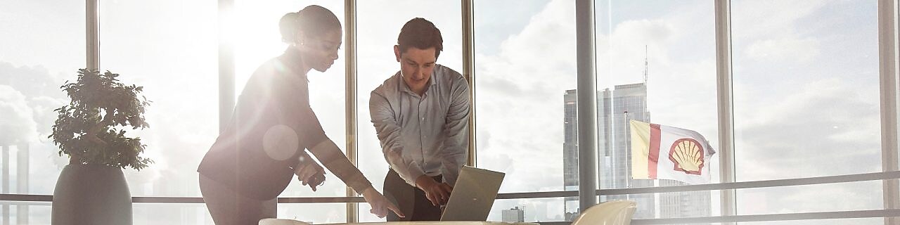 Zarządzanie flotą – wewnętrzne czy outsourcing