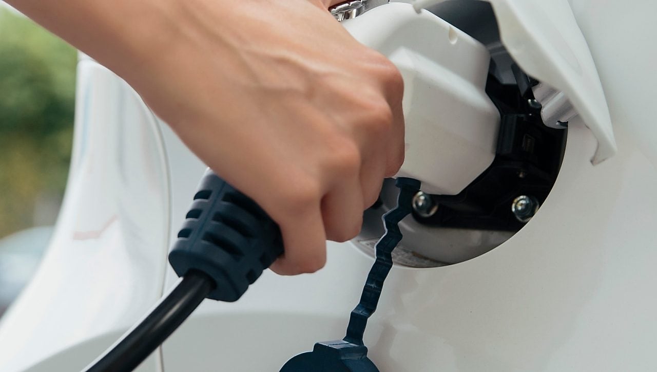 Leasing samochodu elektrycznego – co warto wiedzieć?