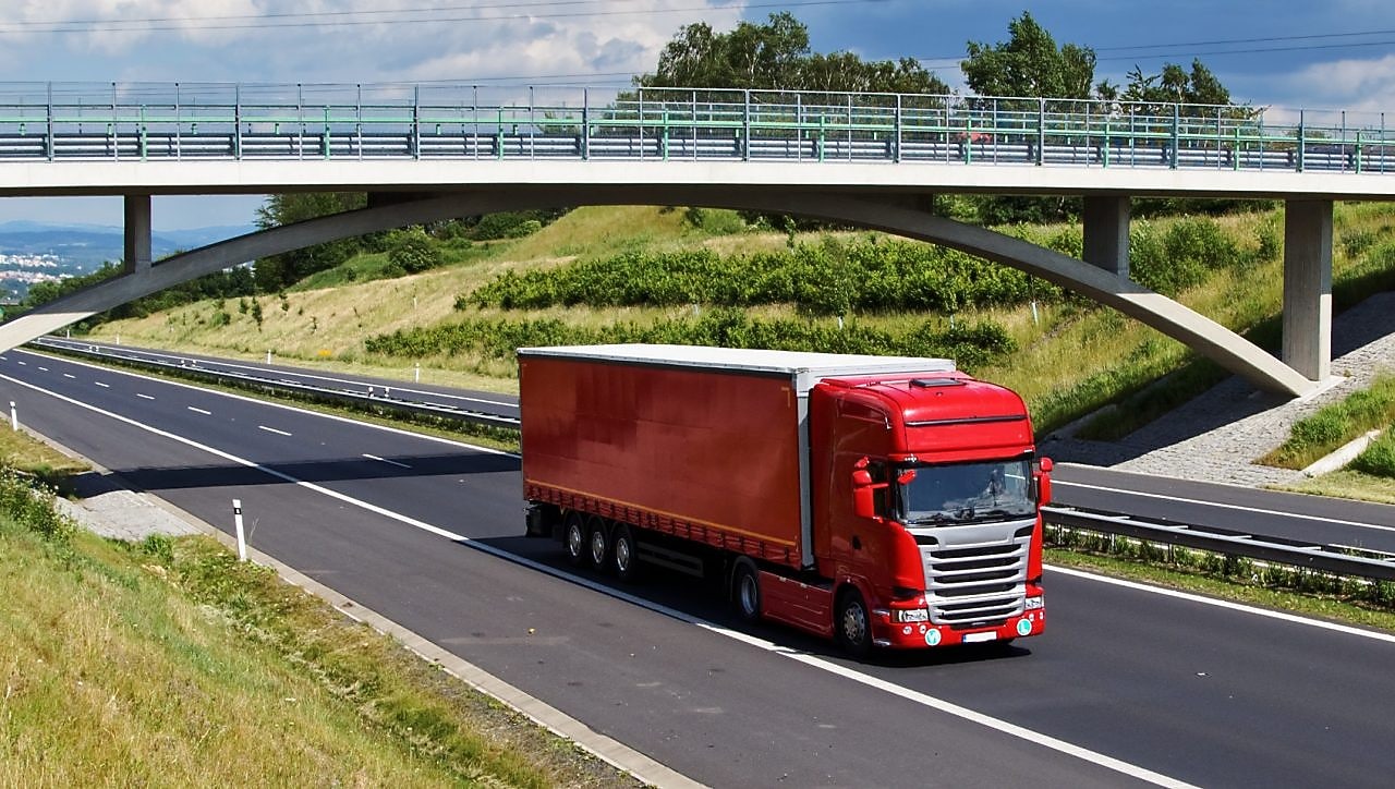 Prawo jazdy ciężarowe. Ile trwa zdobycie dokumentu?